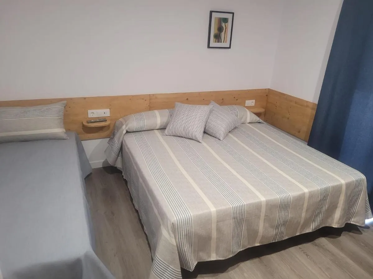 Malva Hostel 레스타르티트