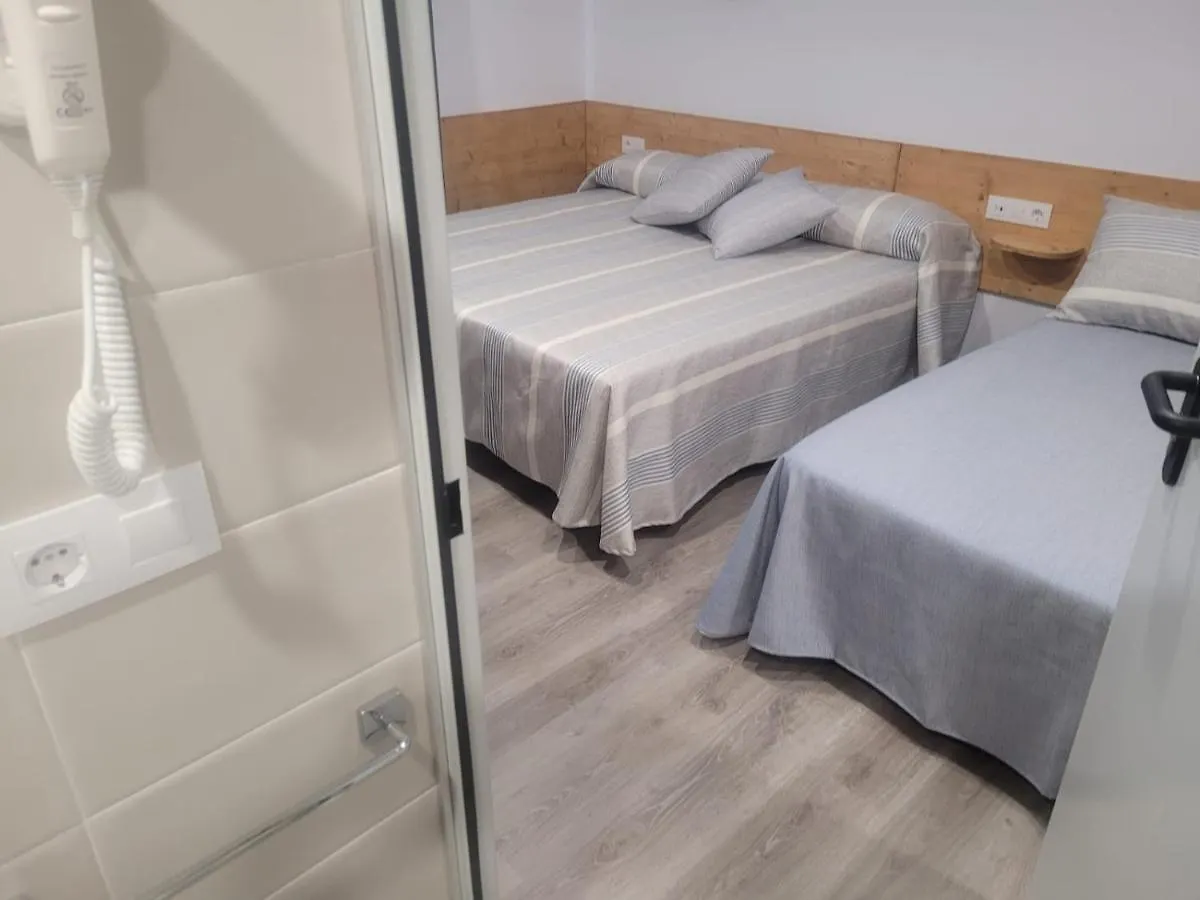 Malva Hostel L'Estartit 0*,  Spain